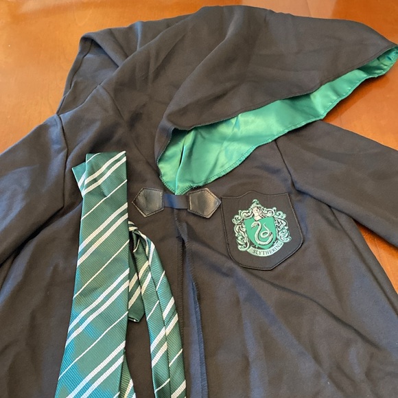 Official Harry Potter Robe - Picture 3 of 3